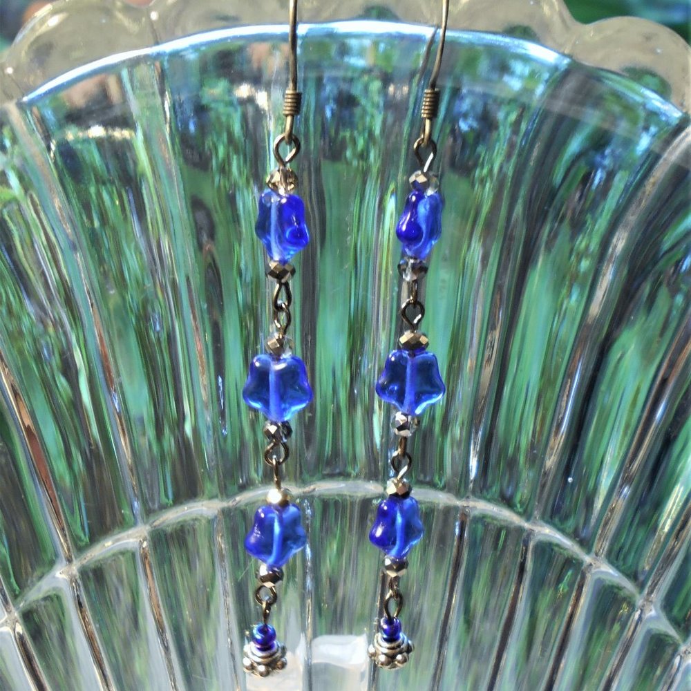 earrings glass beaded